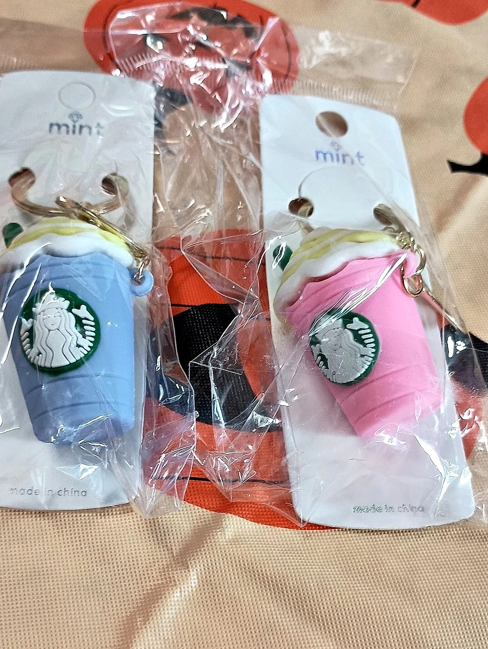 2pc Fashion Ice Coffee Cup Keychain Set Bagcharms - Picture 3 of 7